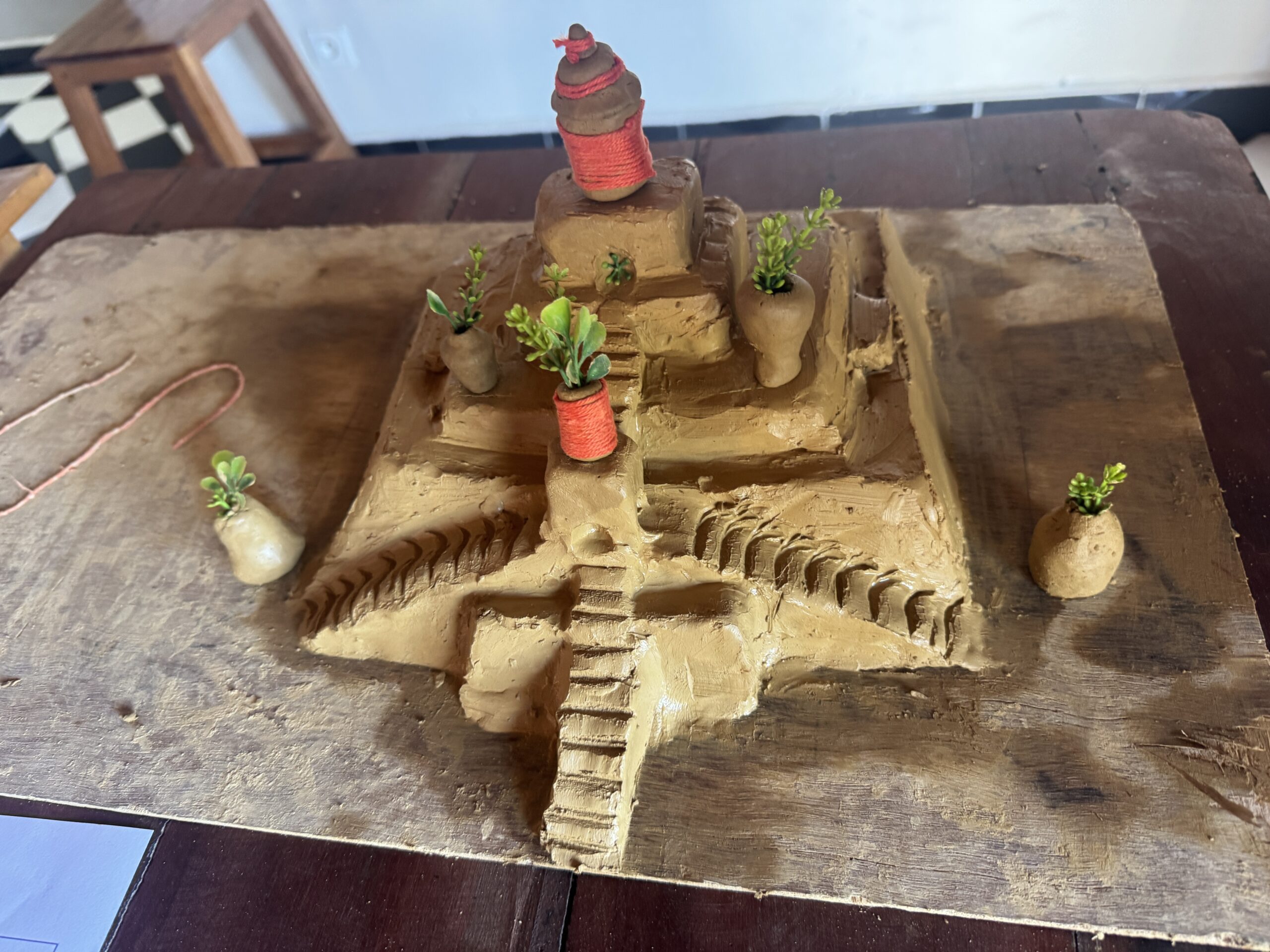 Building the ziggurat of Ur model